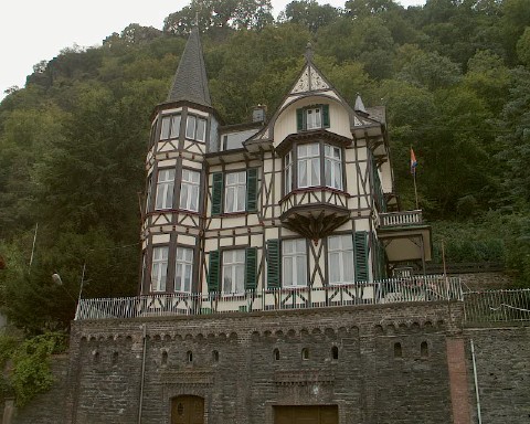 Building, St Goar