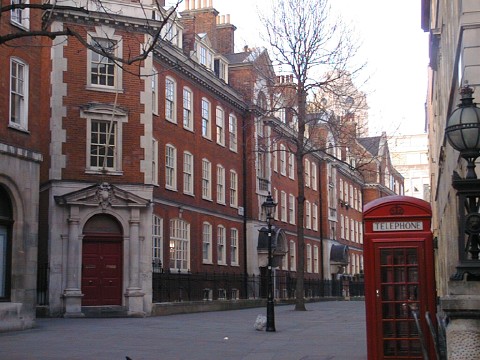 Long Acre St